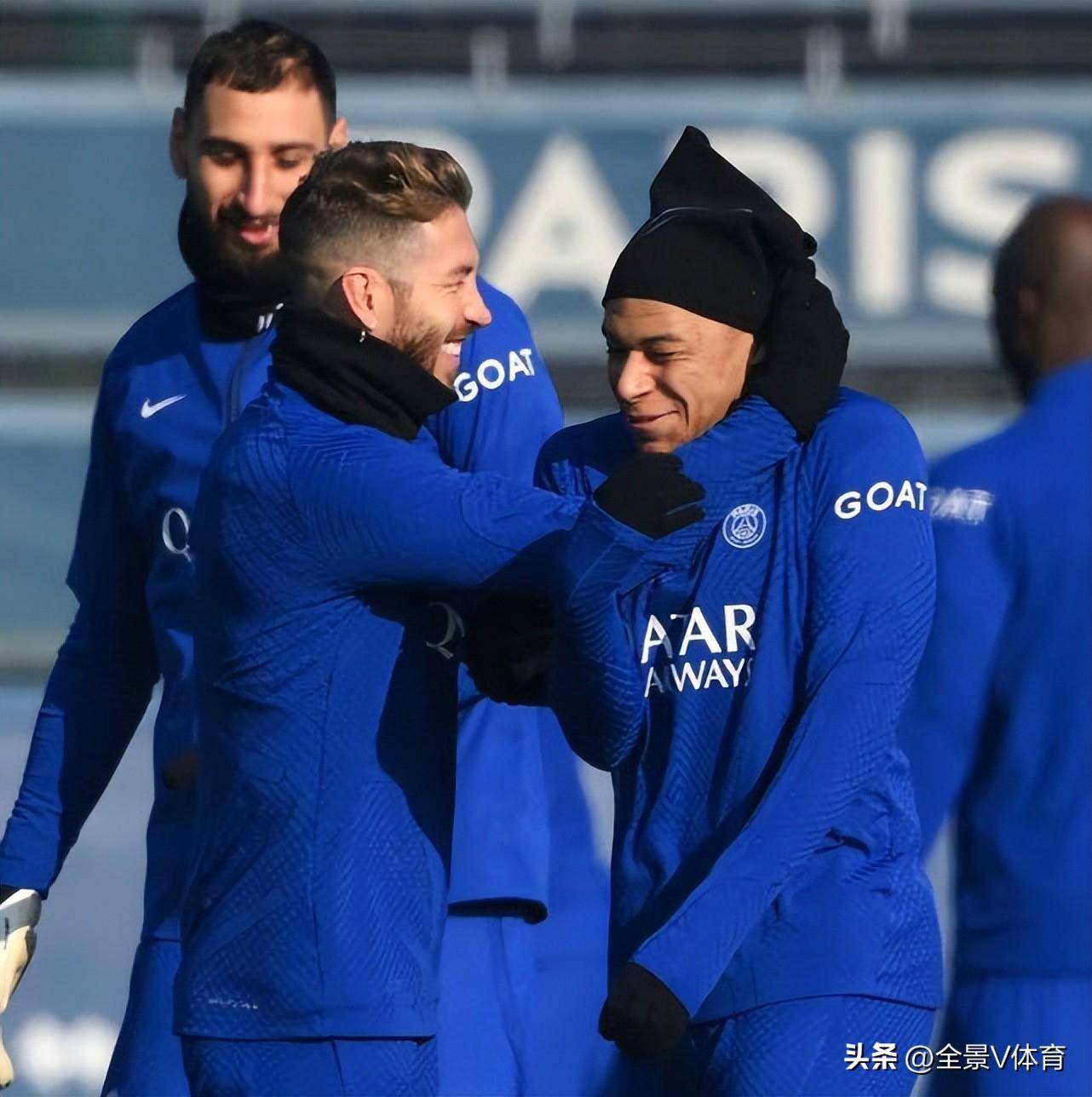 尼斯训练开放日，窗口期内部沟通引欢呼，欧冠在即，球队文化再被提及的简单介绍